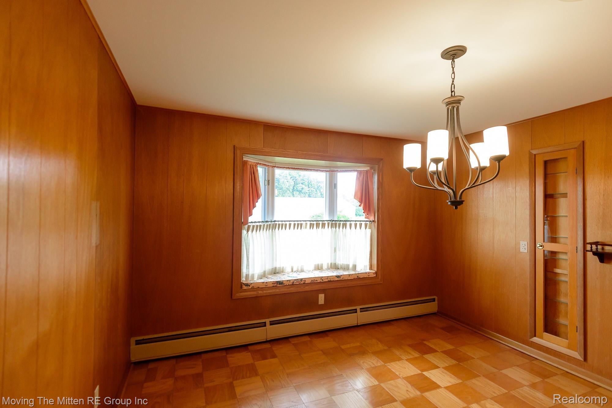 46445 Harris Road Belleville, MI 48111 - Photo 13 of 51 14.jpg