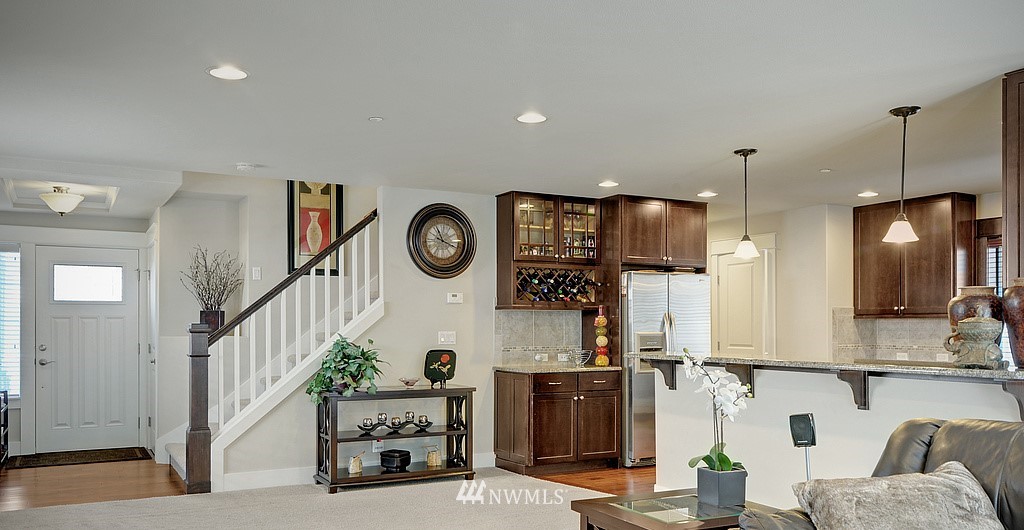 4825 Northeast 13th Place Renton, WA 98059 - Photo 6 of 19