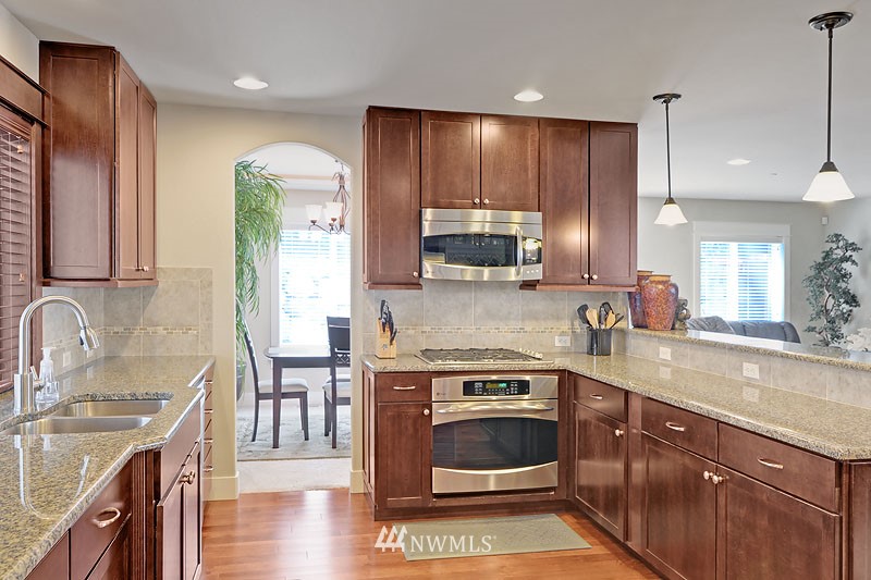 4825 Northeast 13th Place Renton, WA 98059 - Photo 9 of 19