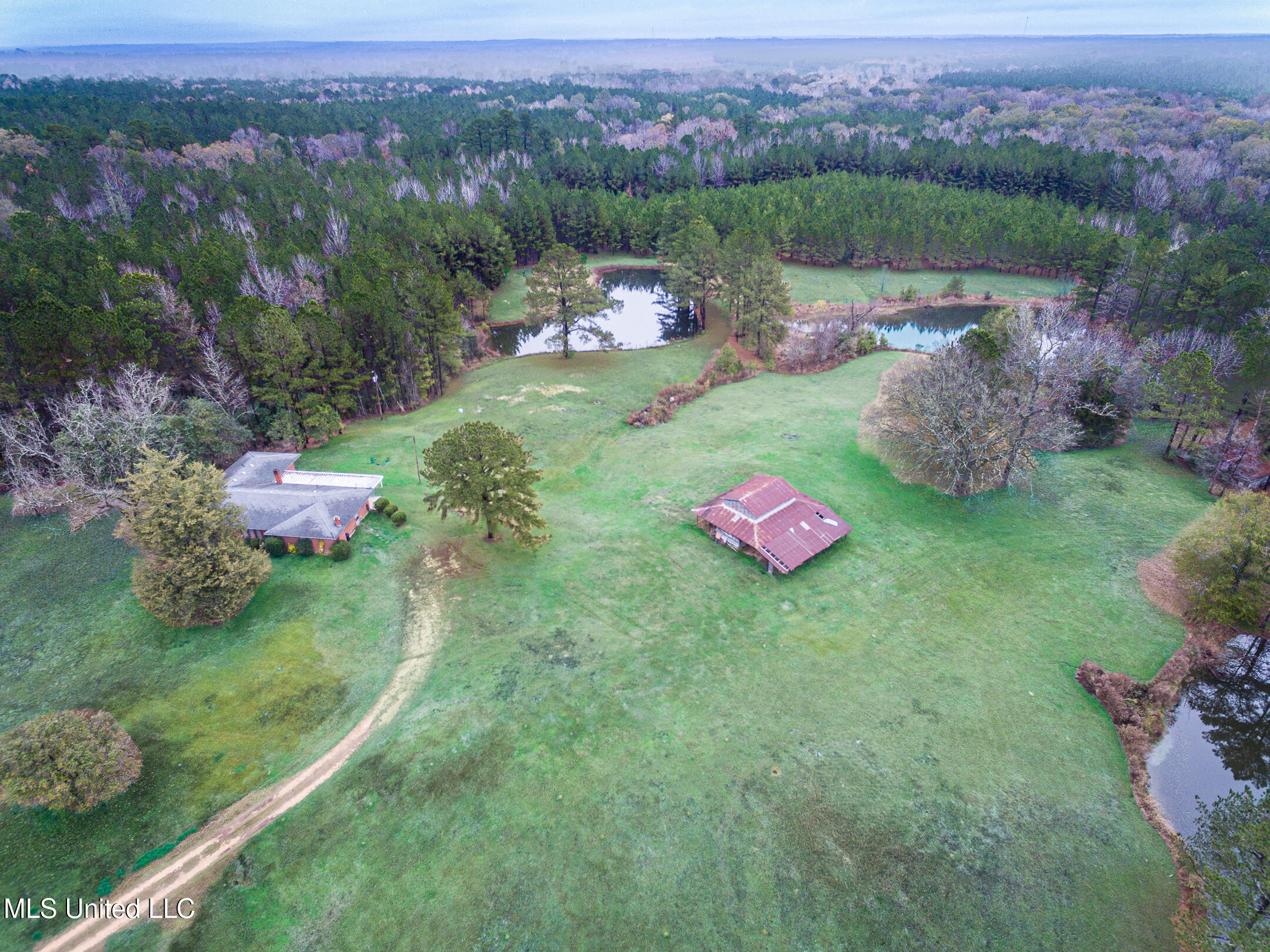 502 Buckley Road Harrisville, MS 39082 - Photo 5 of 28 502 Buckley Rd-3