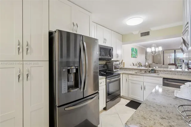 $200,000 | 5732 Coral Lake Drive, Unit 308, Margate, FL 33063