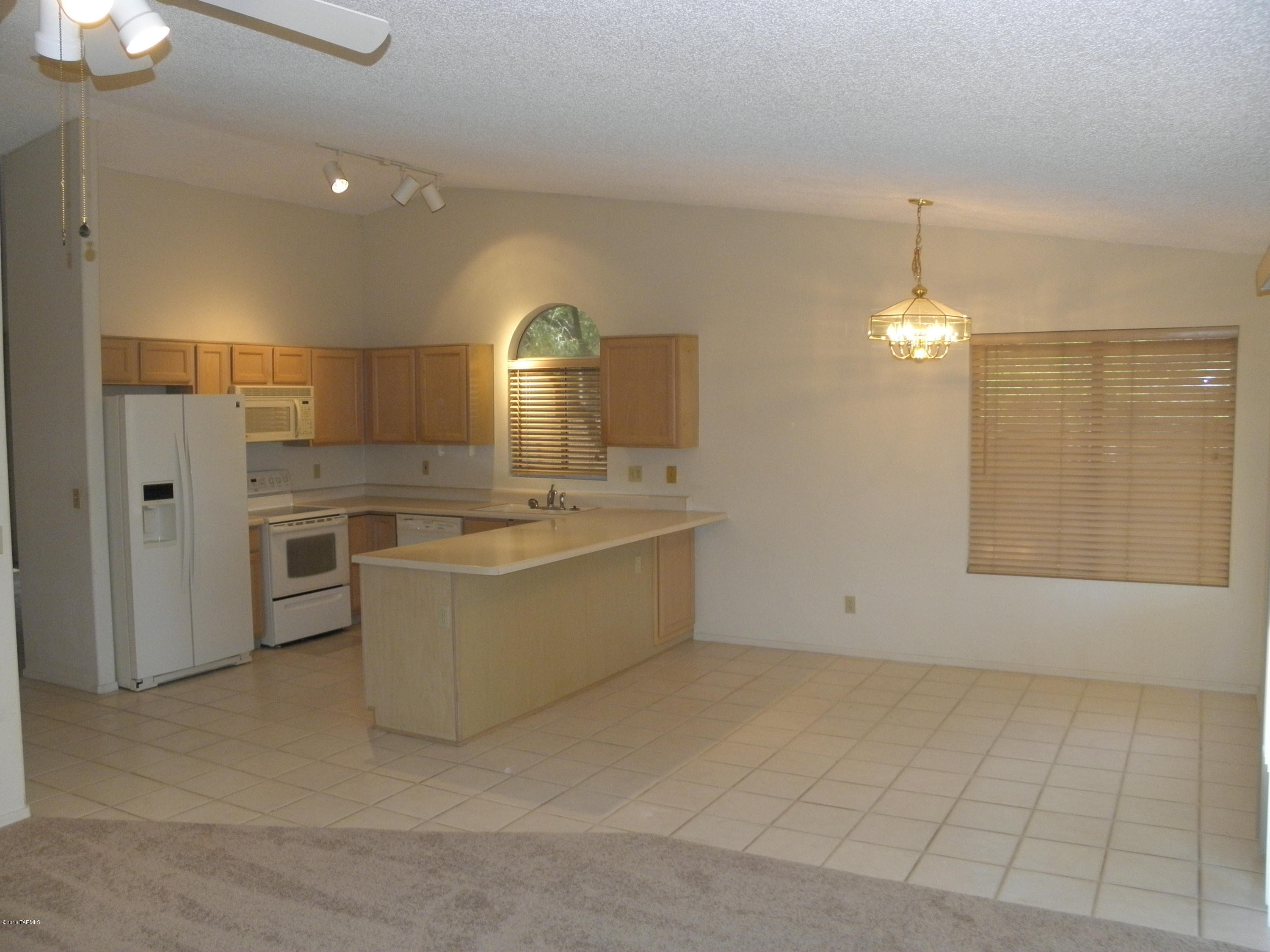 8739 East Desert Spring Street Tucson, AZ 85730 - Photo 8 of 20