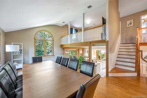 $774,999 | 3 Spruce Circle, Farmingville, NY 11738