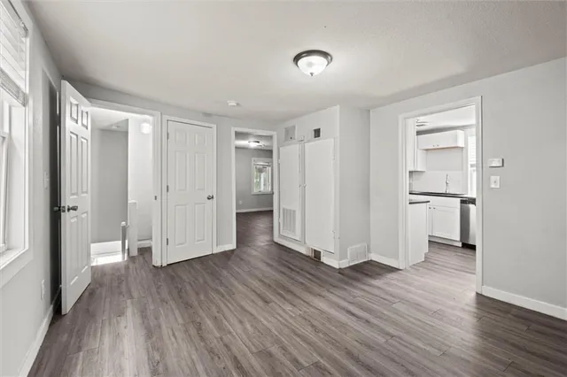 $225,000 | 520 Sandusky Avenue, Kansas City, KS 66101