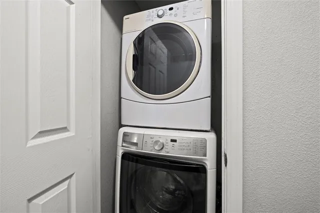 $225,000 | 520 Sandusky Avenue, Kansas City, KS 66101