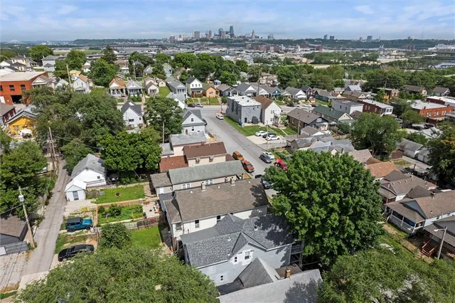 $225,000 | 520 Sandusky Avenue, Kansas City, KS 66101