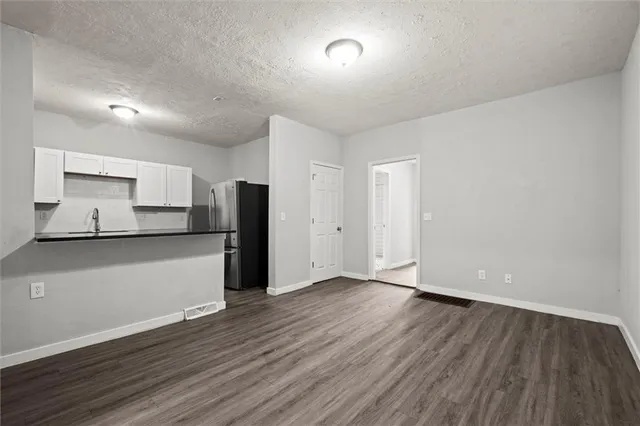 $225,000 | 520 Sandusky Avenue, Kansas City, KS 66101