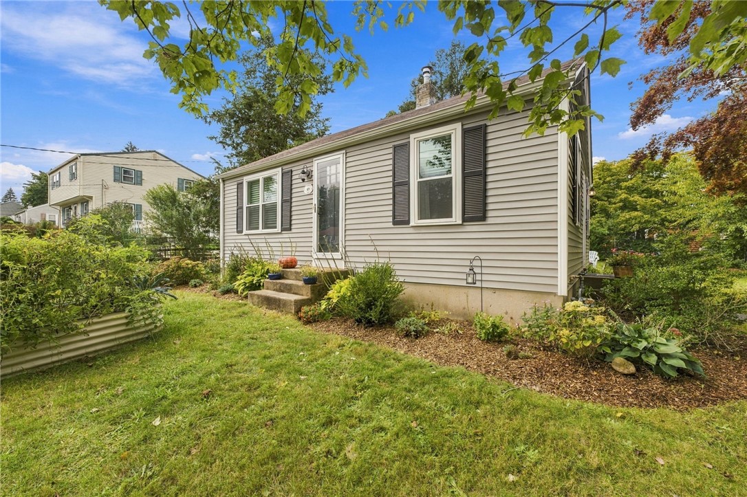 87 Potowomut Road Warwick, RI 02818 - Photo 34 of 38 Gallery Image 34