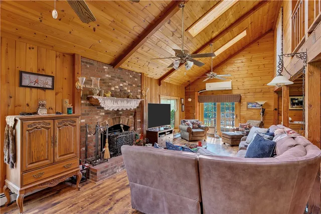 $649,000 | 1170 Bull Hill Road, Conesville, NY 12076