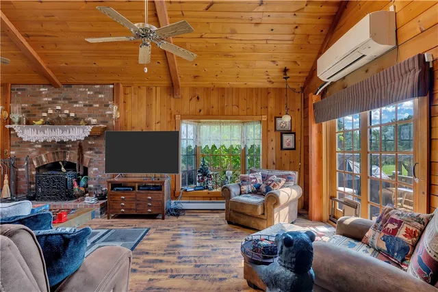 $649,000 | 1170 Bull Hill Road, Conesville, NY 12076