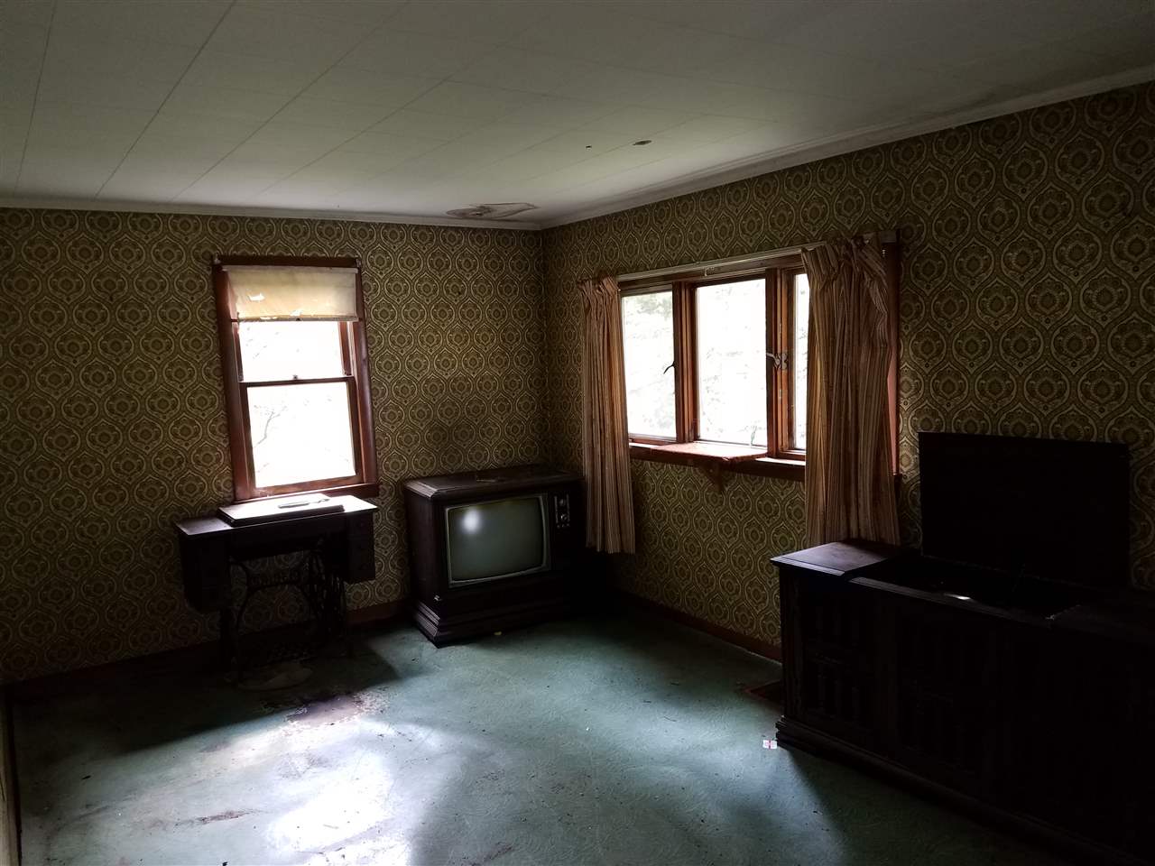 131 Gunn Road Keene, NH 03431 - Photo 9 of 14