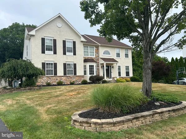 $859,000 | 1015 Hickory Ridge Drive, Chalfont, PA 18914