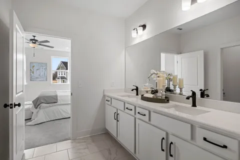 $429,900 | 140 Valentine Alley, Nashville, TN 37218
