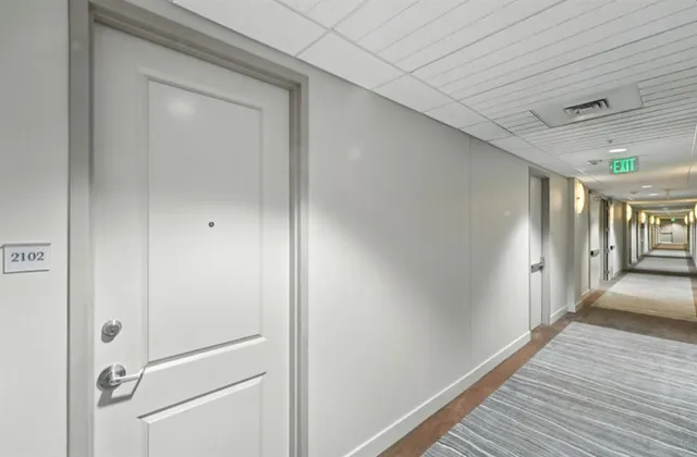 $7,099 | 150 East Robinson Street, Unit 2102, Orlando, FL 32801