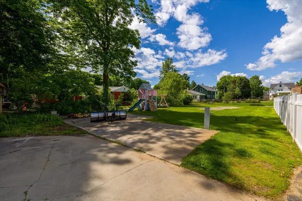 $264,900 | 34 Pleasant Street, Unit 4, Plainfield, CT 06374