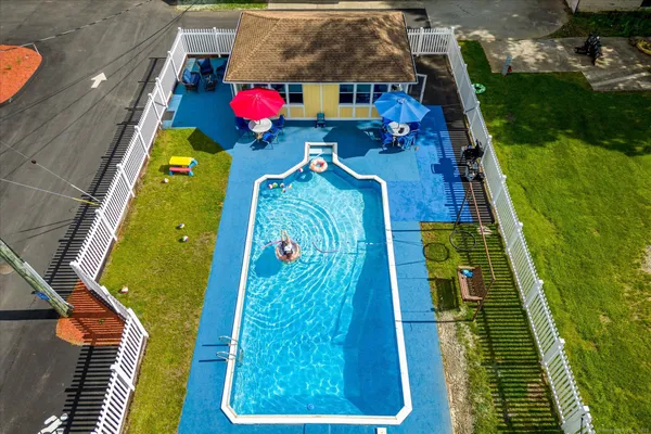 $264,900 | 34 Pleasant Street, Unit 4, Plainfield, CT 06374