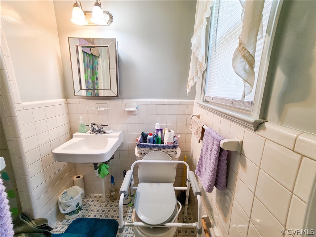1006 Chiswick Road Richmond, VA 23235 - Photo 21 of 32 Gallery Image 21