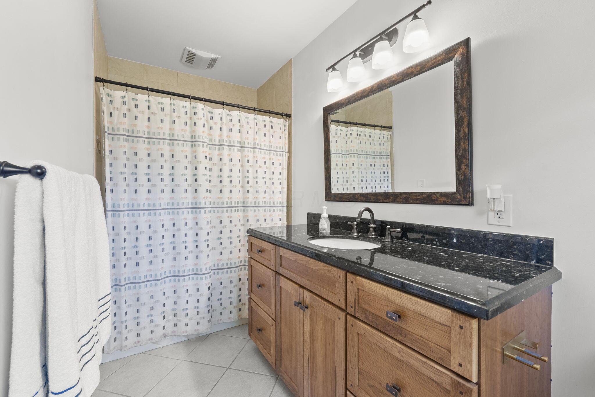 1920 McCoy Road Columbus, OH 43220 - Photo 20 of 51 Gallery Image 20