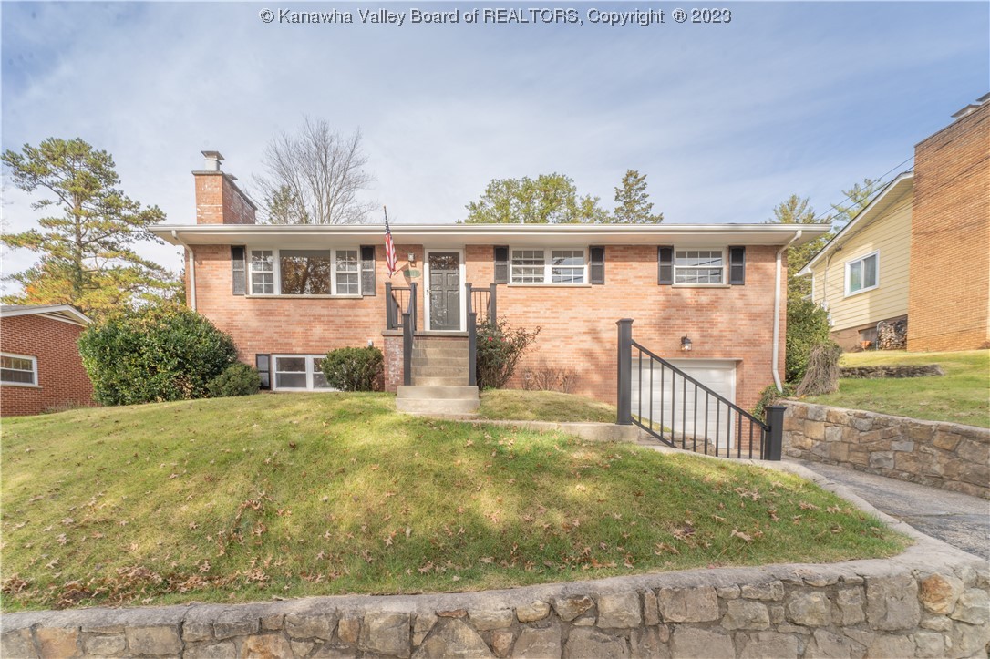 1913 Huber Road Charleston, WV 25314 - Photo 1 of 34 Gallery Image 1