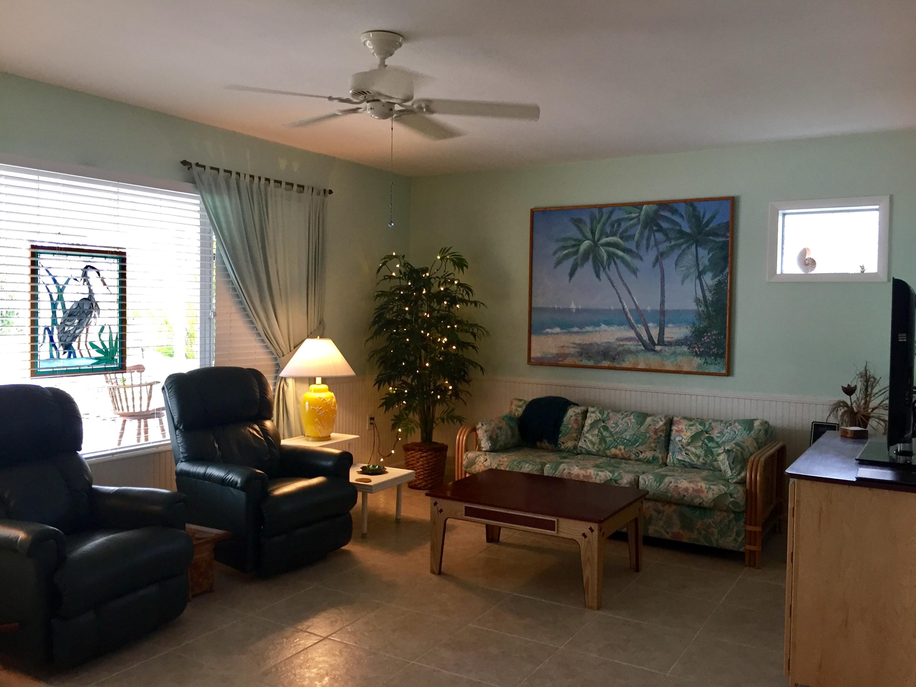 3869 Gillott Road Big Pine Key, FL 33043 - Photo 9 of 33 Living Room