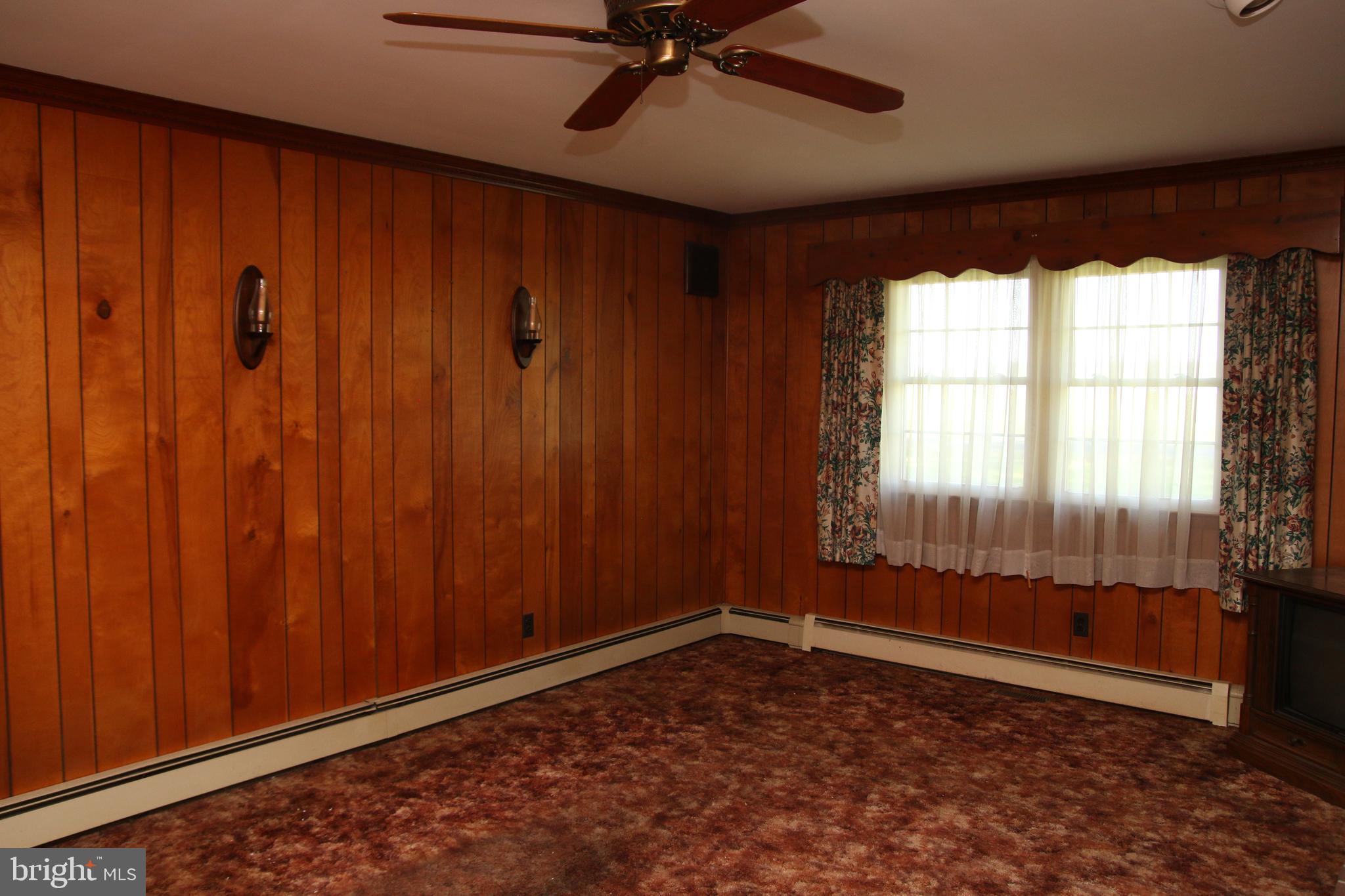 3540 Sheephouse Road Pocomoke City, MD 21851 - Photo 15 of 43 Family Room