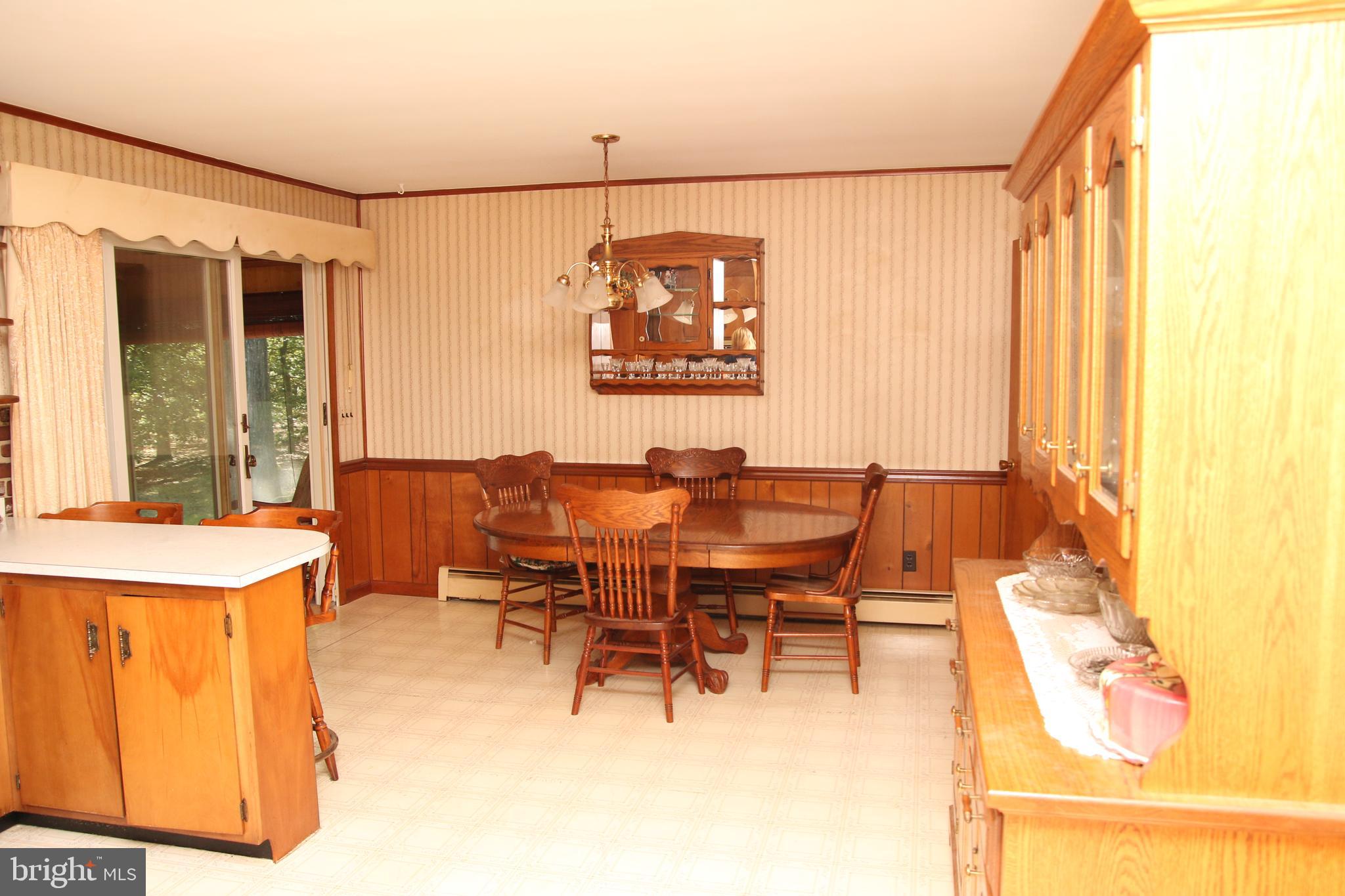 3540 Sheephouse Road Pocomoke City, MD 21851 - Photo 36 of 43 Large eat in Kitchen