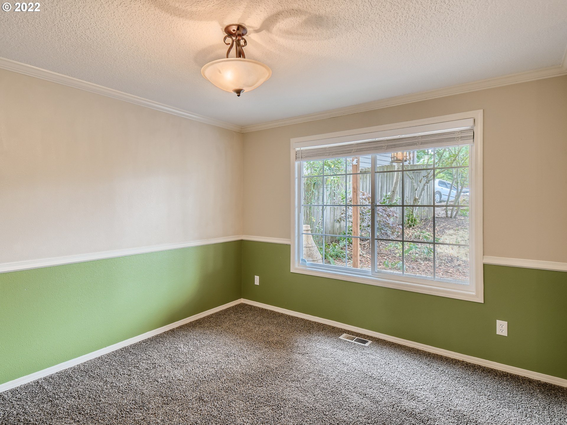 16813 Southwest Hargis Road Beaverton, OR 97007 - Photo 7 of 31 Gallery Image 7