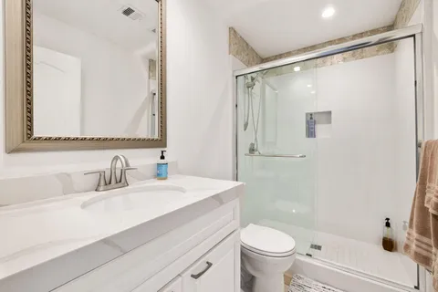 $411,900 | 130 Willow Lake Drive, Palm Desert, CA 92260