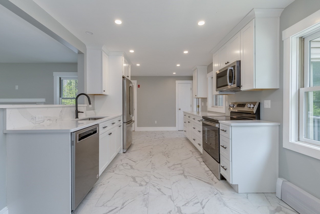 50 Piscataqua Road Dover, NH 03820 - Photo 11 of 39 Gallery Image 11