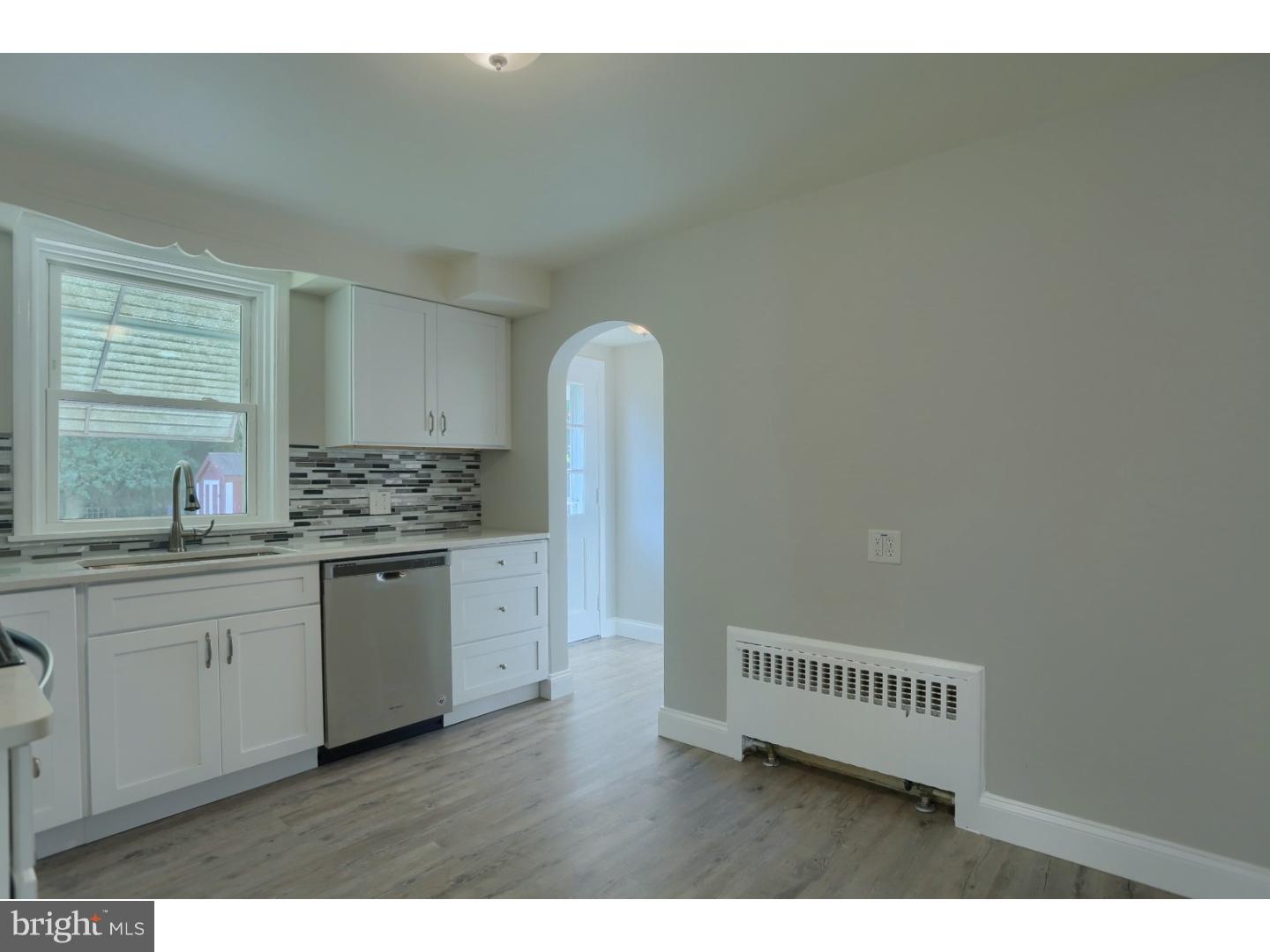 424 March Street Shillington, PA 19607 - Photo 11 of 25 Kitchen