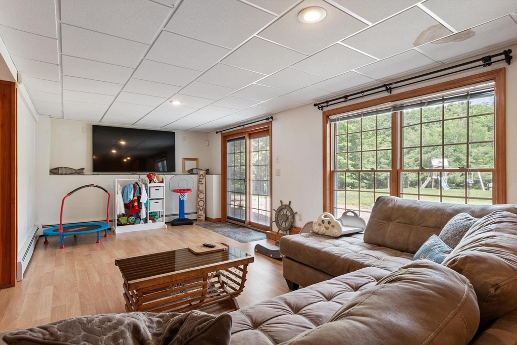 61 Newcomb Road Westminster, MA 01473 - Photo 24 of 42