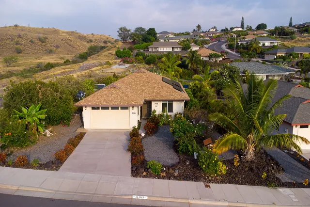 $1,099,000 | 68-1603 Kilakila Street, Waikoloa, HI 96738