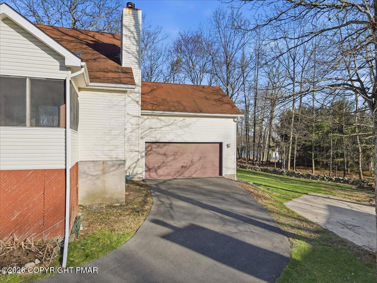 110 Bexhill Court Bushkill, PA 18324 - Photo 11 of 51 27-Photo-26