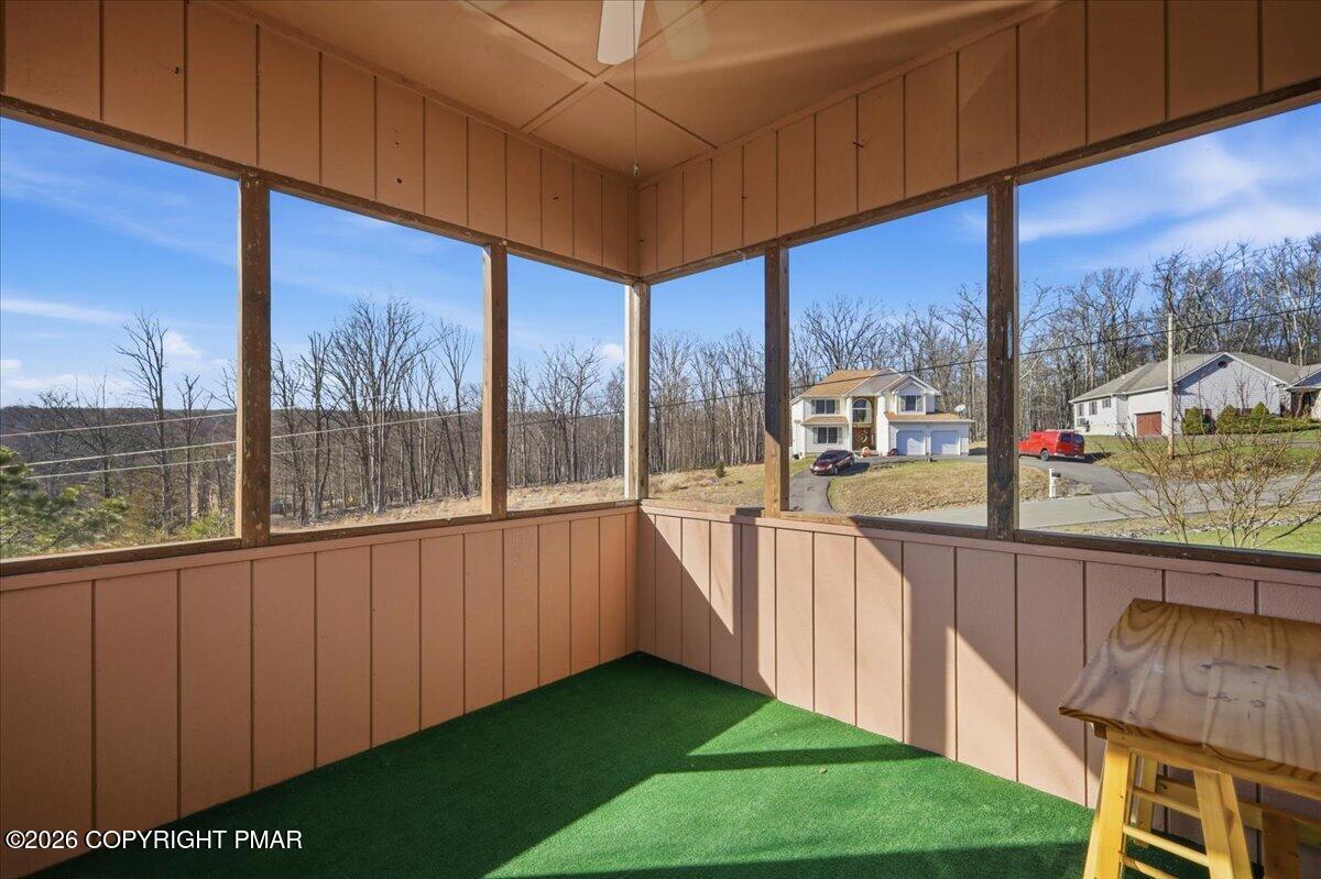 110 Bexhill Court Bushkill, PA 18324 - Photo 28 of 51 43-Photo-42