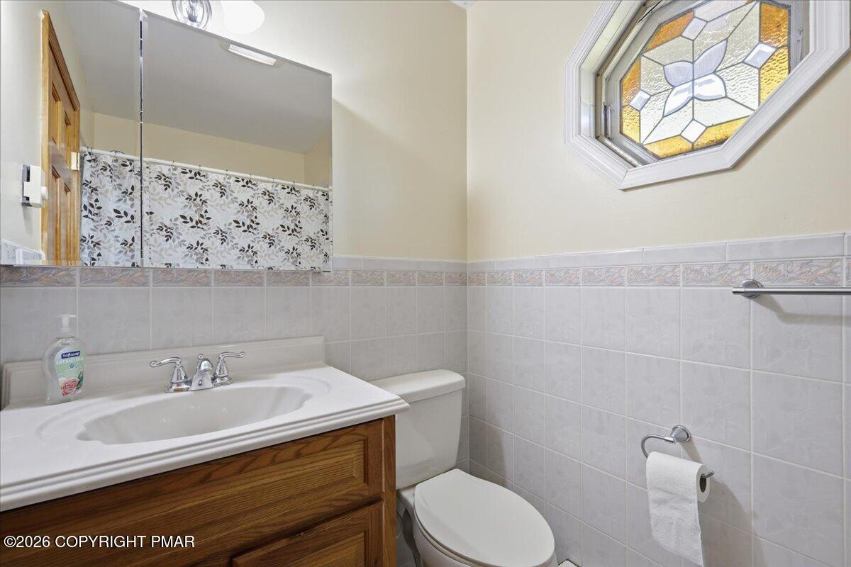 110 Bexhill Court Bushkill, PA 18324 - Photo 33 of 51 48-Photo-47