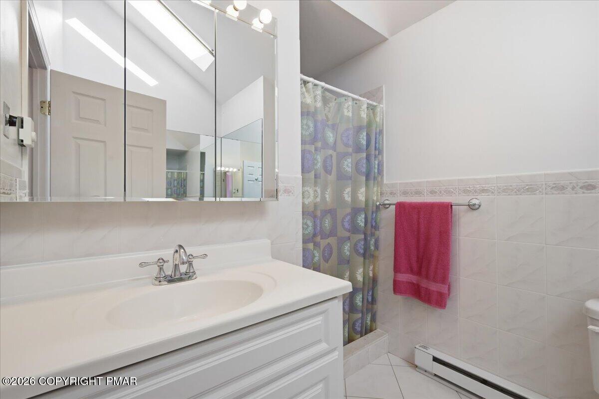 110 Bexhill Court Bushkill, PA 18324 - Photo 39 of 51 54-Photo-53