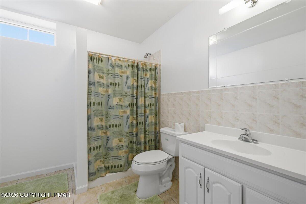 110 Bexhill Court Bushkill, PA 18324 - Photo 49 of 51 bath in basement