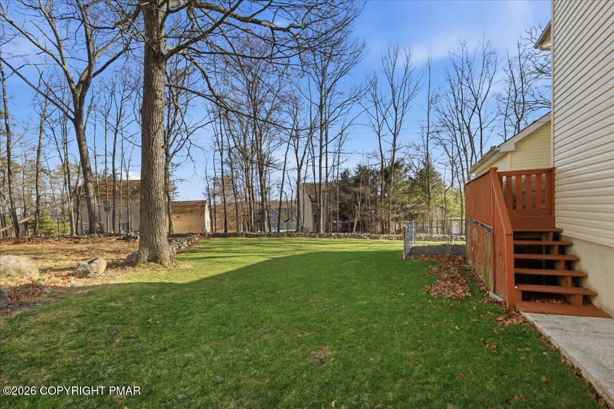 110 Bexhill Court Bushkill, PA 18324 - Photo 7 of 51 10-Photo-9