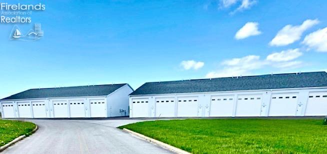 708 Southeast Catawba Road, Unit 5 Port Clinton, OH 43452 - Photo 1 of 18 Gallery Image 1