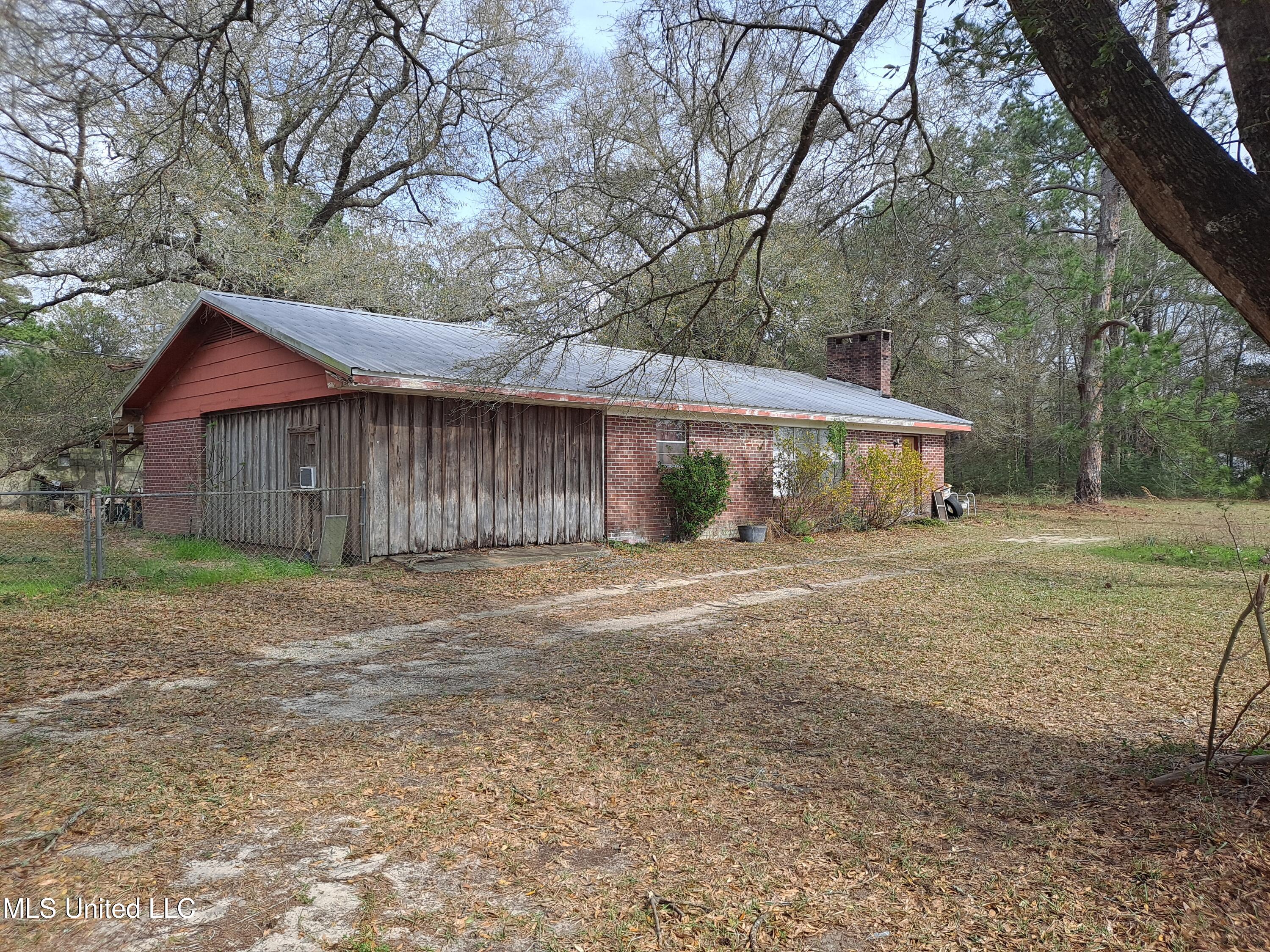 91922 Us-98 Beaumont, MS 39423 - Photo 2 of 24 20250314_153956