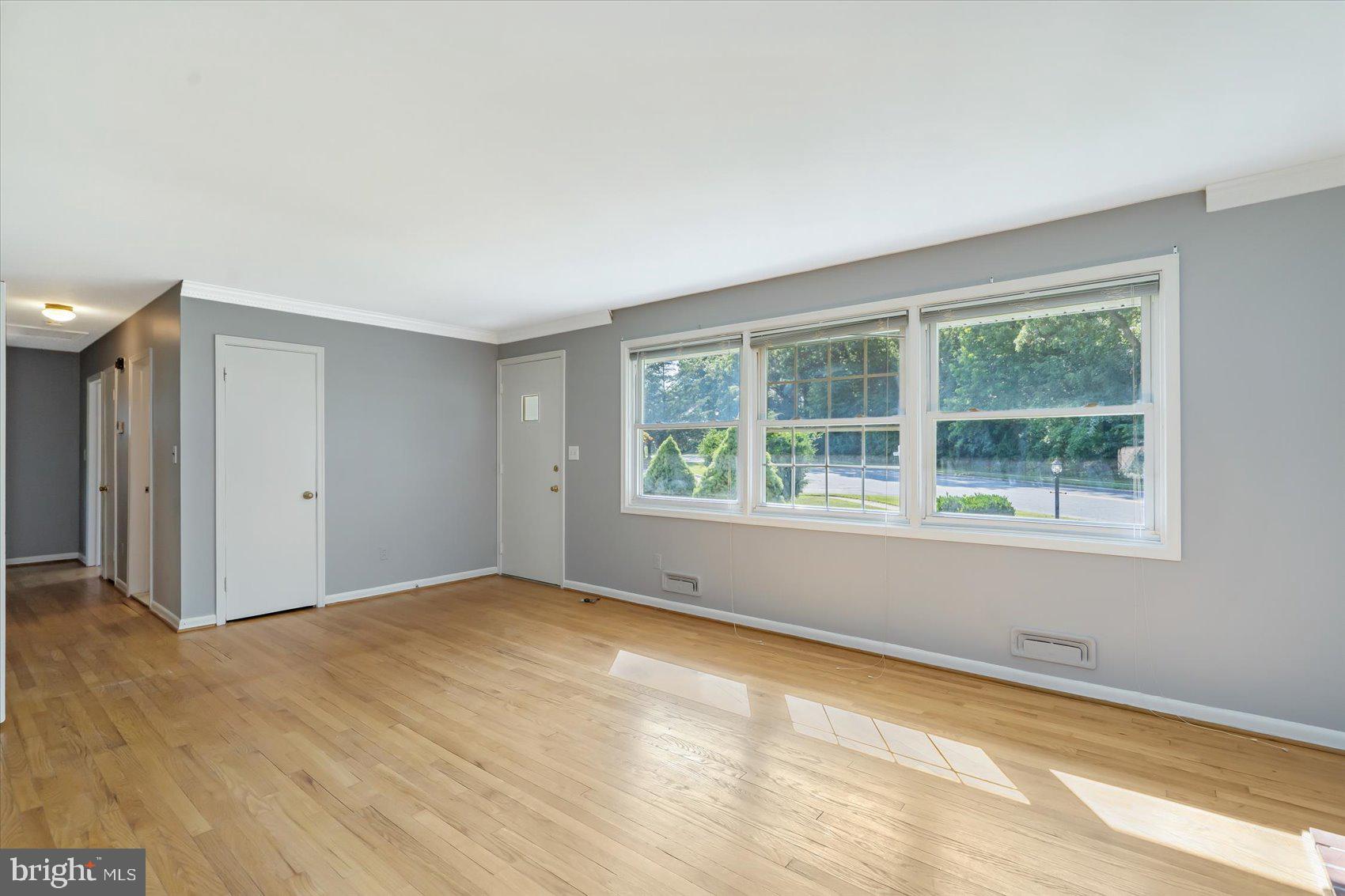 27 East Ridgely Road Lutherville-Timonium, MD 21093 - Photo 11 of 38 Gallery Image 11