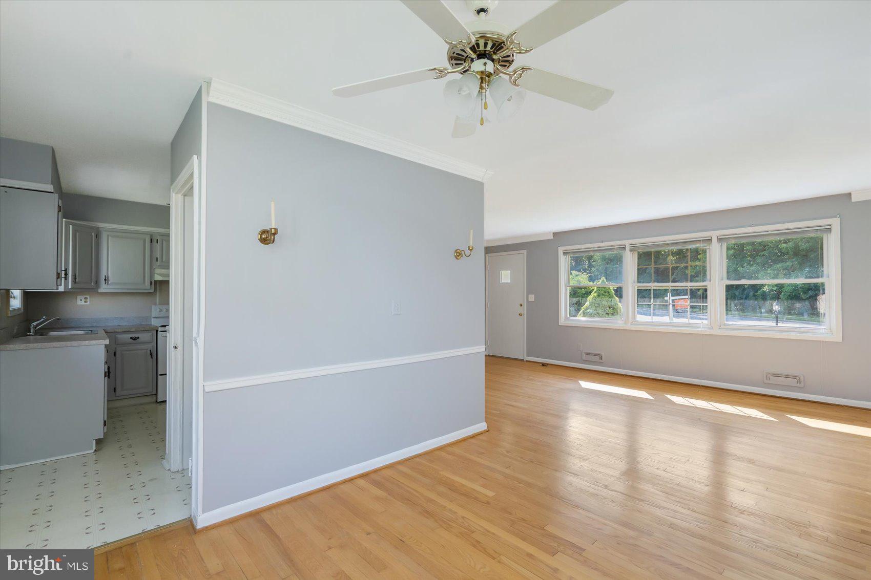 27 East Ridgely Road Lutherville-Timonium, MD 21093 - Photo 14 of 38 Gallery Image 14