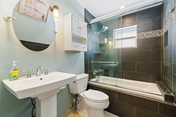 $775,000 | 106 Chapel Lane, Tequesta, FL 33469