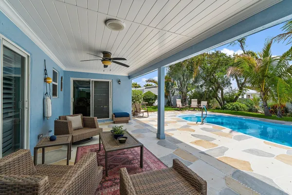 $775,000 | 106 Chapel Lane, Tequesta, FL 33469