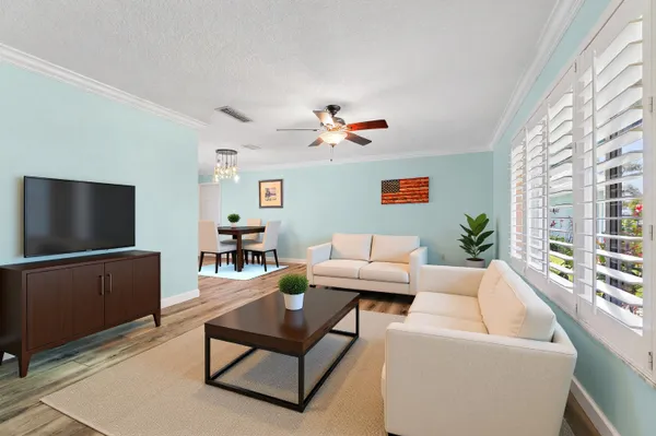 $775,000 | 106 Chapel Lane, Tequesta, FL 33469