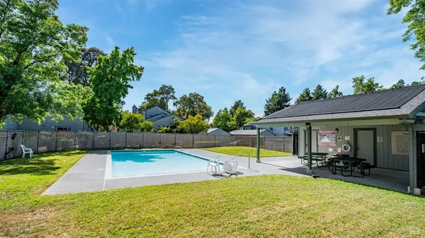 $445,000 | 418 Occidental Circle, Santa Rosa, CA 95401