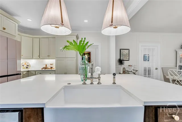 $3,200 | 1108 Bonaventure Road, Savannah, GA 31404