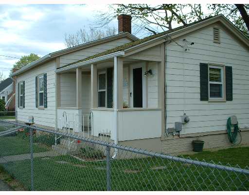 170 Windsor Road Pawtucket, RI 02861 - Photo 4 of 6 Exterior Front.