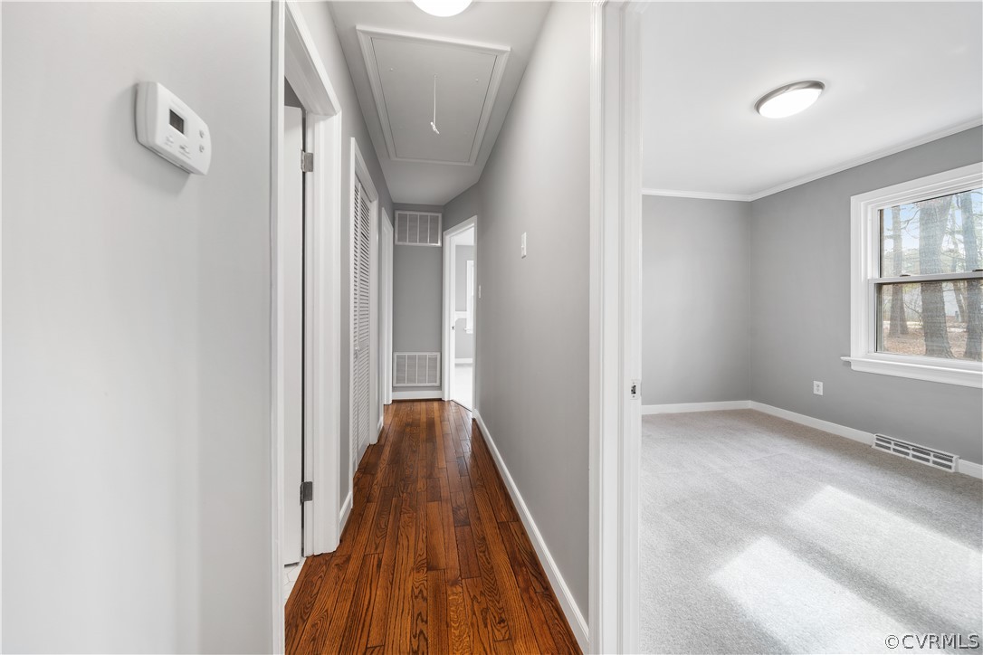 12930 Singer Road Midlothian, VA 23112 - Photo 23 of 47 a view of a hallway with windows