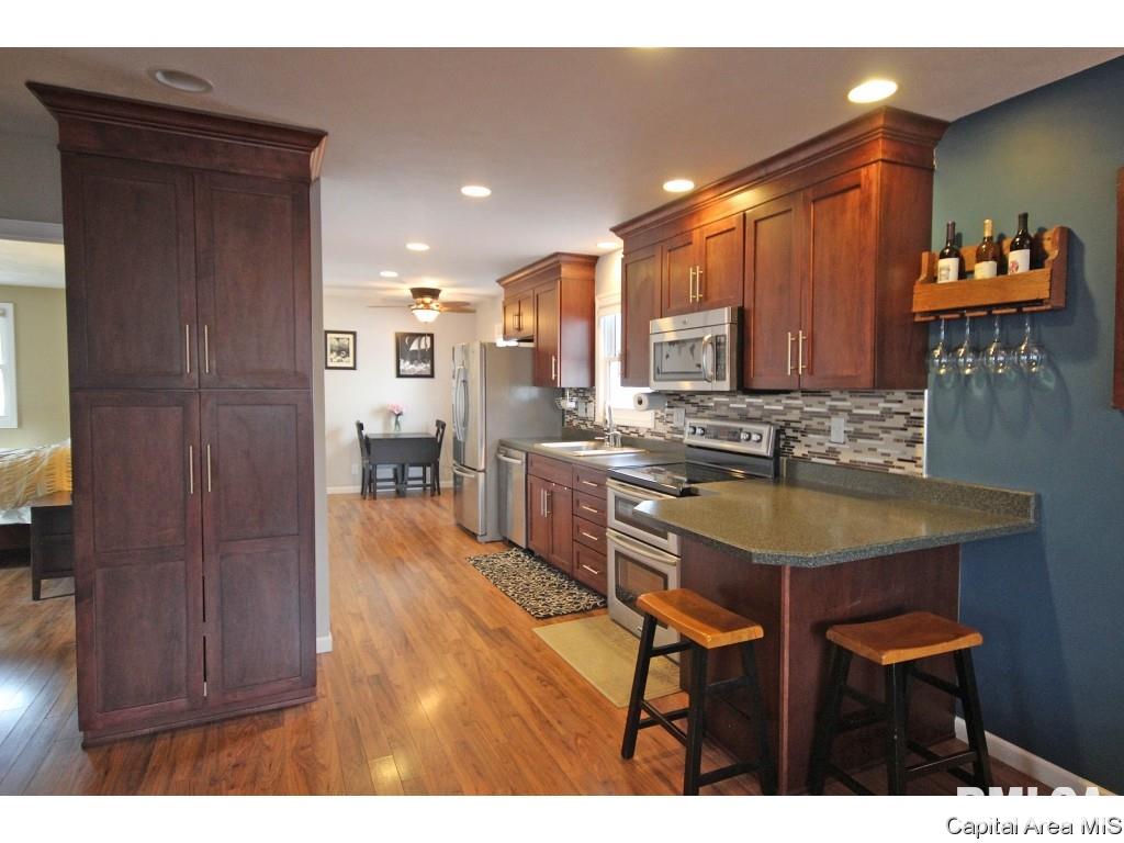 1609 South Walnut Street Springfield, IL 62704 - Photo 11 of 32